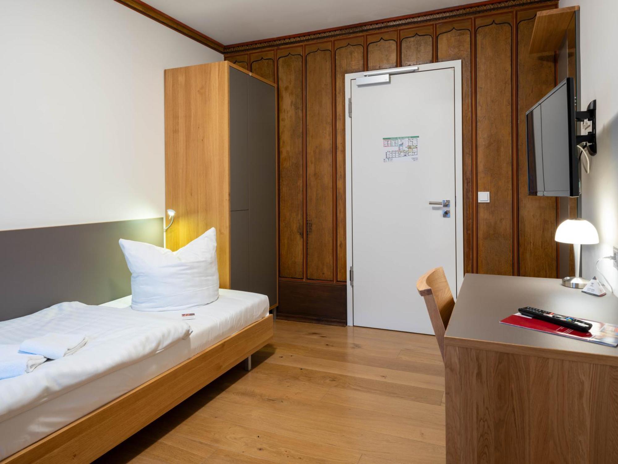 Gaestehaus Nikolai Erfurt Ngoại thất bức ảnh